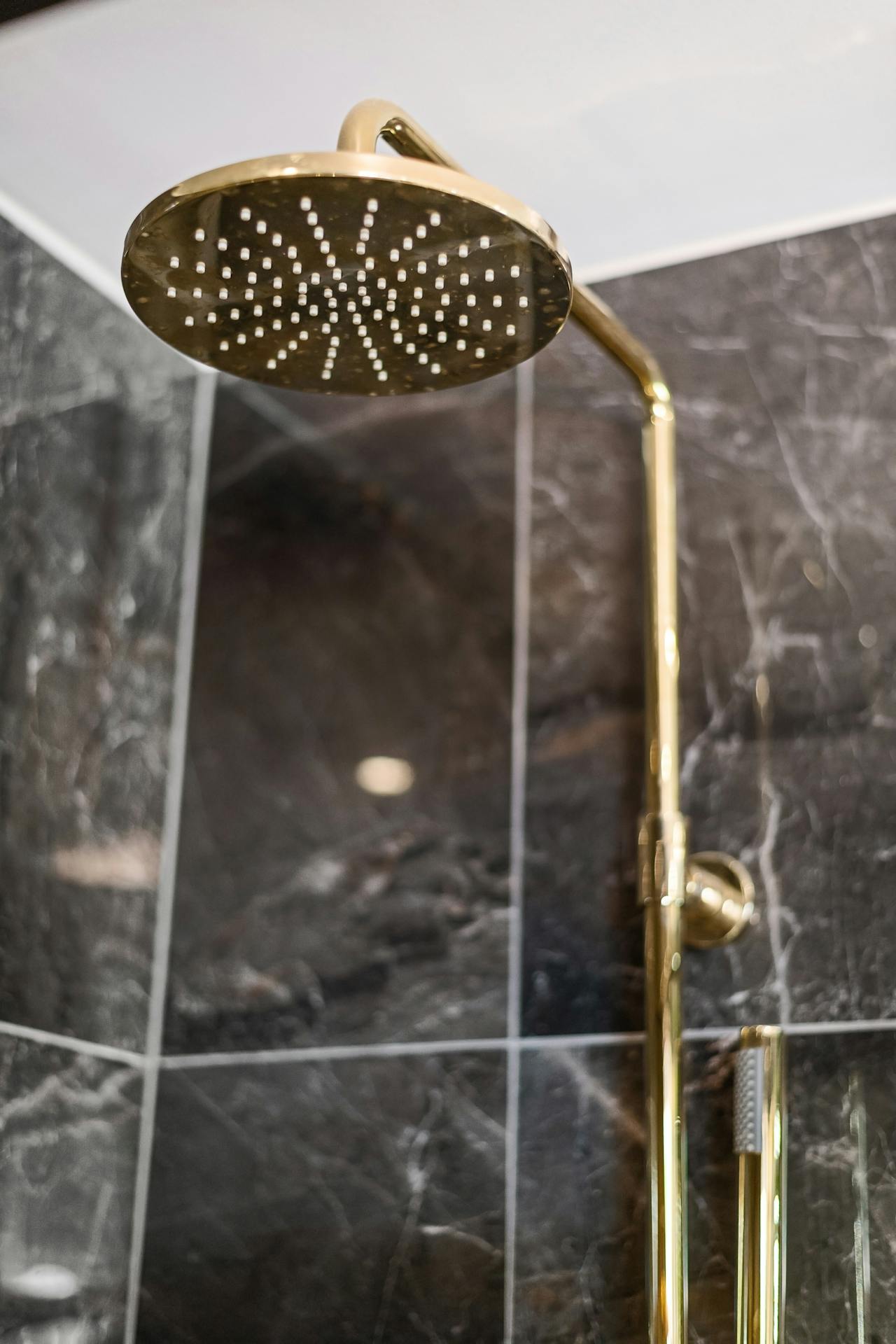 Déco cuivre salle de bain